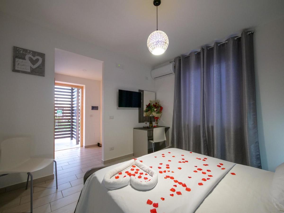 Arizona Motel Кастель Вольтурно Экстерьер фото