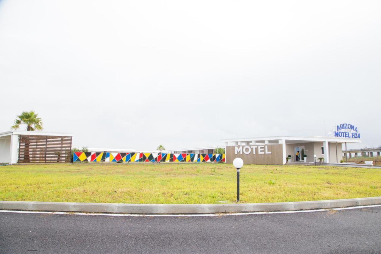 Arizona Motel Кастель Вольтурно Экстерьер фото